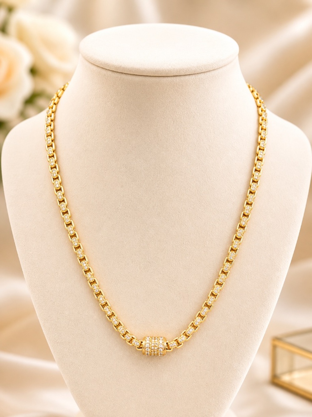 Gold Link Necklace with Pavé Center | Minimal Luxe Statement
